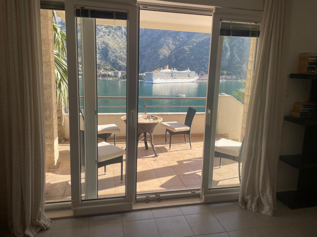 Stunning View To Kotor Bay And Old Town - C2 Vista Apartment Muo Exterior photo