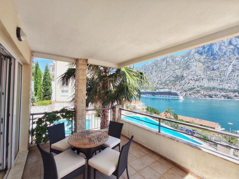 Stunning View To Kotor Bay And Old Town - C2 Vista Apartment Muo Exterior photo
